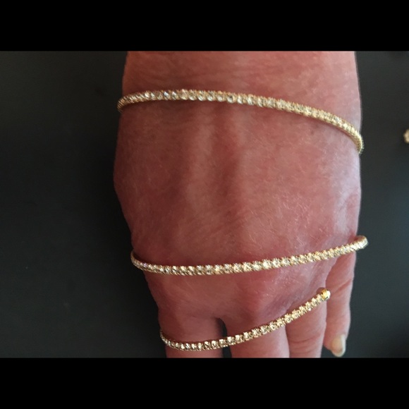 Gold Rhinestone bracelet - Picture 4 of 4